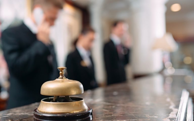 Ξενοδοχεία: «Λείπουν» 60.225 εργαζόμενοι