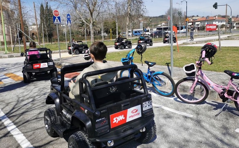 10 ηλεκτρικά οχήματα δώρισε στον Δήμο Τρικκαίων η Γκοργκόλης ΑΕ για το Πάρκο Κυκλοφοριακής Αγωγής