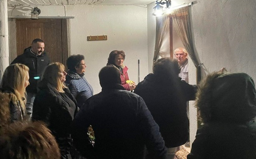 Τραγούδησαν τον Λάζαρο τα μέλη του Συλλόγου Απανταχού Κρυοβρυσιωτών...