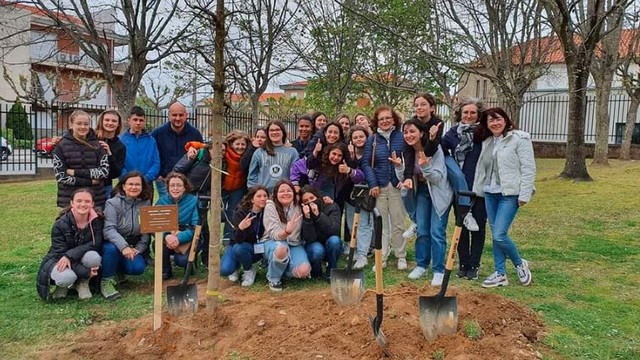 ΤΡΙΚΑΛΑ: Το 5ο Γυμνάσιο στην Πορτογαλία με το πρόγραμμα Erasmus+, «Growing Young ECOlogists with STEM»