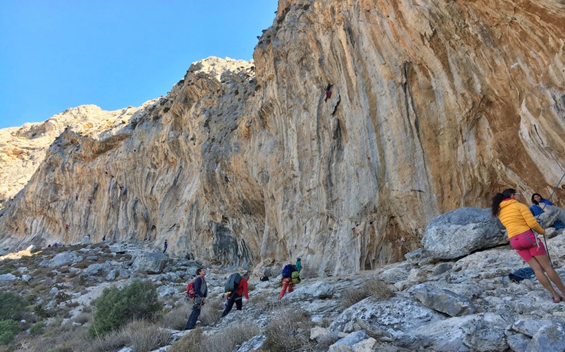Νεκρός αναρριχητής από πτώση...