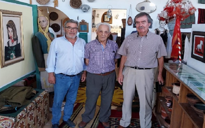 ΛΑΟΓΡΑΦΙΚΟ ΜΟΥΣΕΙΟ ΑΧΛΑΔΕΑΣ:  