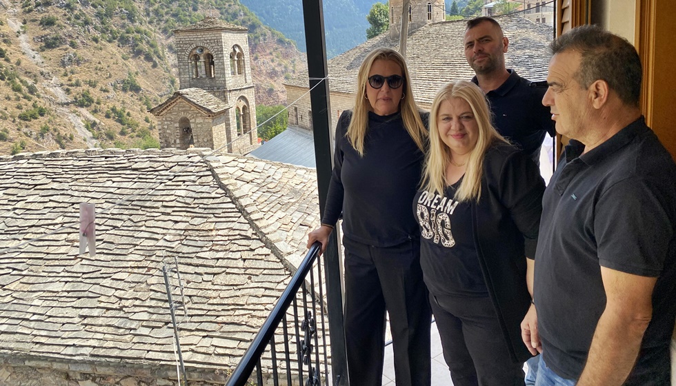 Η Κατερίνα Απόδιακου ενημερώθηκε απο την Ελένη Ράπτη για την πεσμένη στέγη στο σχολείο της Τζούρτζιας Ασπροποτάμου
