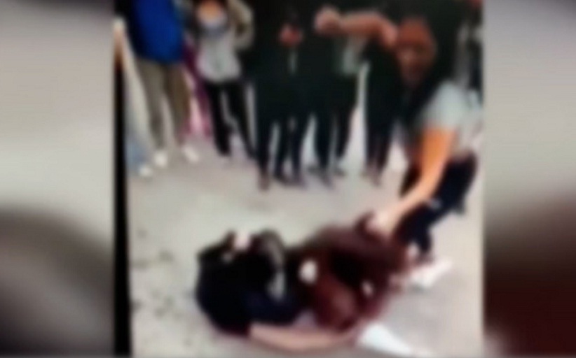 Περιστέρι: Συνελήφθησαν οι 3 ανήλικες που ξυλοκόπησαν άγρια συμμαθήτριά τους – «Θα σε αποτελειώσουμε»