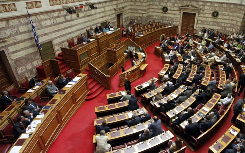 Τέμπη: Την Παρασκευή στη Βουλή οι προτάσεις ΣΥΡΙΖΑ-ΠΑΣΟΚ για τη σύσταση Προανακριτικής