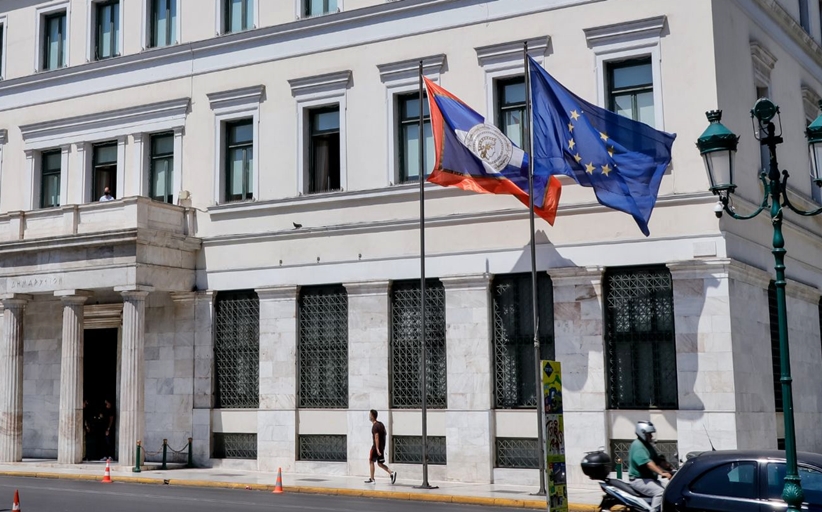 Τοπική Αυτοδιοίκηση: Aυτοί είναι οι μισθοί των δημάρχων και των περιφερειαρχών