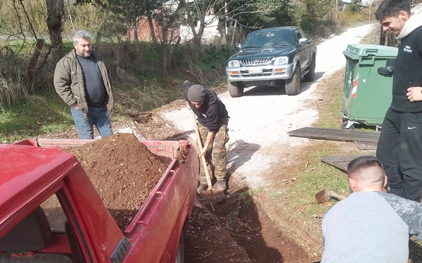 Σε πλήρη εξέλιξη οι εργασίες, από τρία διαφορετικά συνεργεία, στα ορεινά του Δήμου