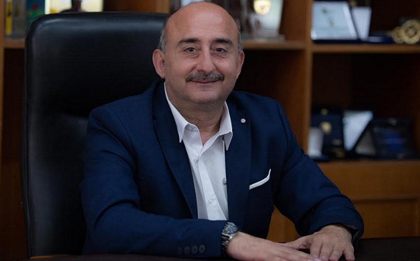 Στο ραδιοφωνικό σταθμό 