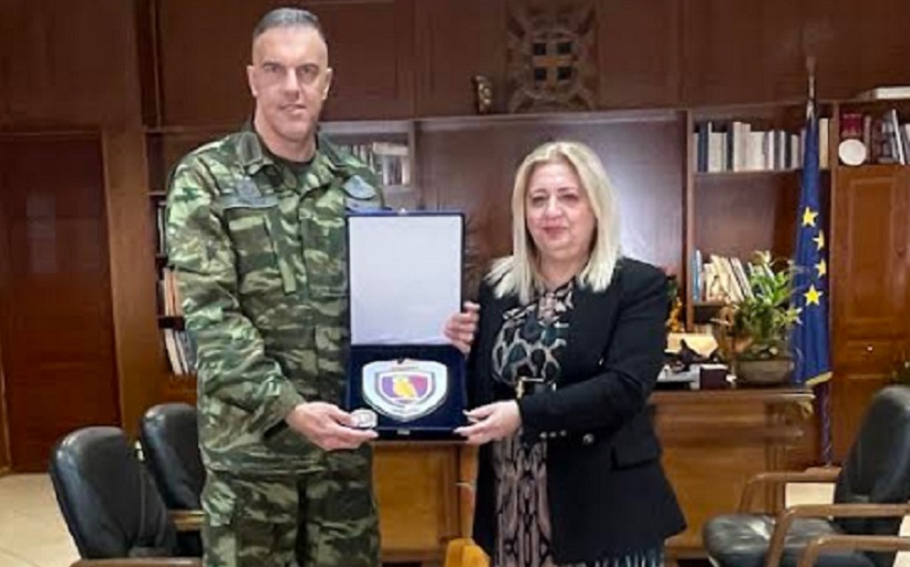 Αλλαγές λαμπτήρων και επιδιόρθωση αγροτικών δρόμων στη Νέα Ζωή