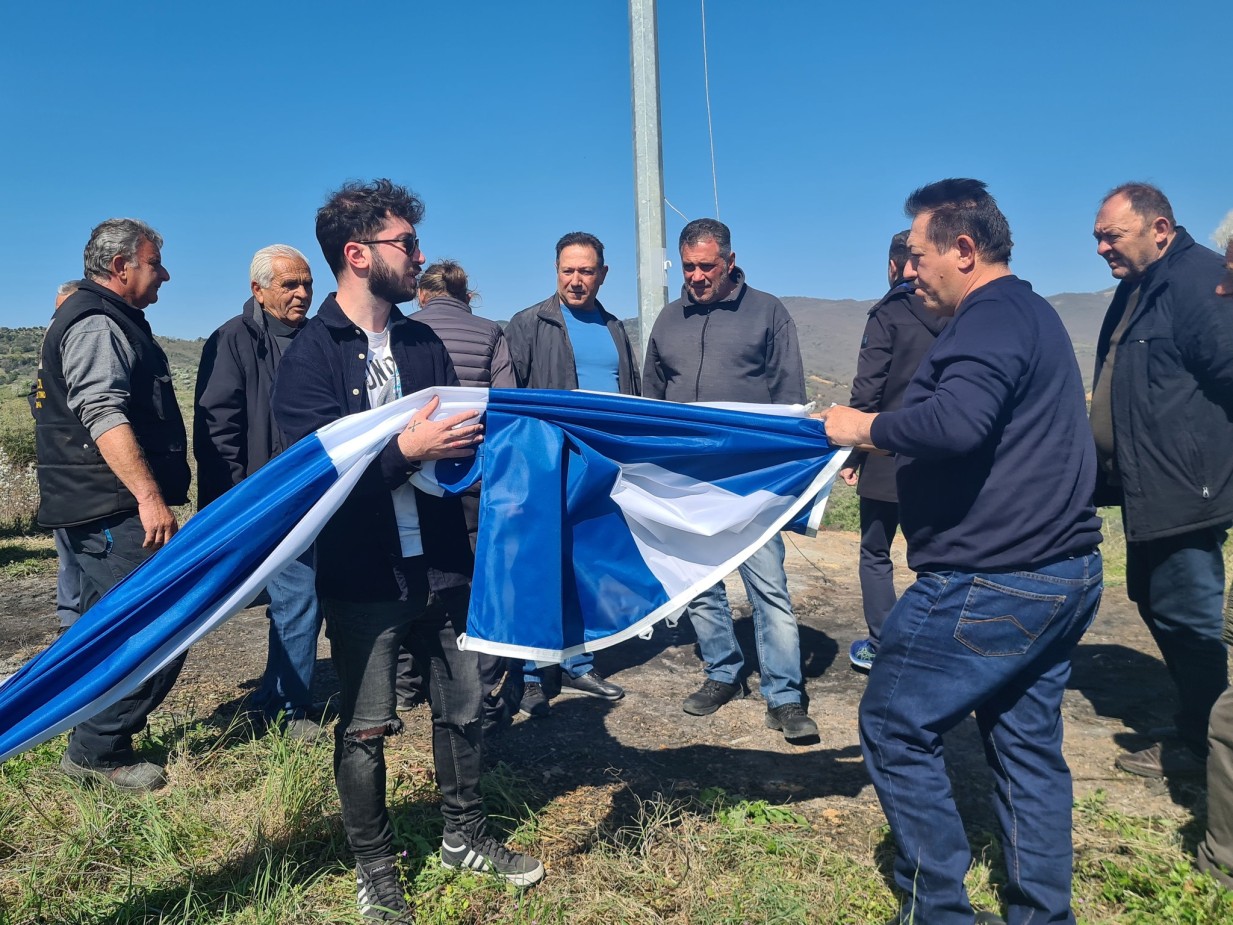 Τιμή και δόξα στους ήρωες του 1821 από τους Χρυσομηλιώτες