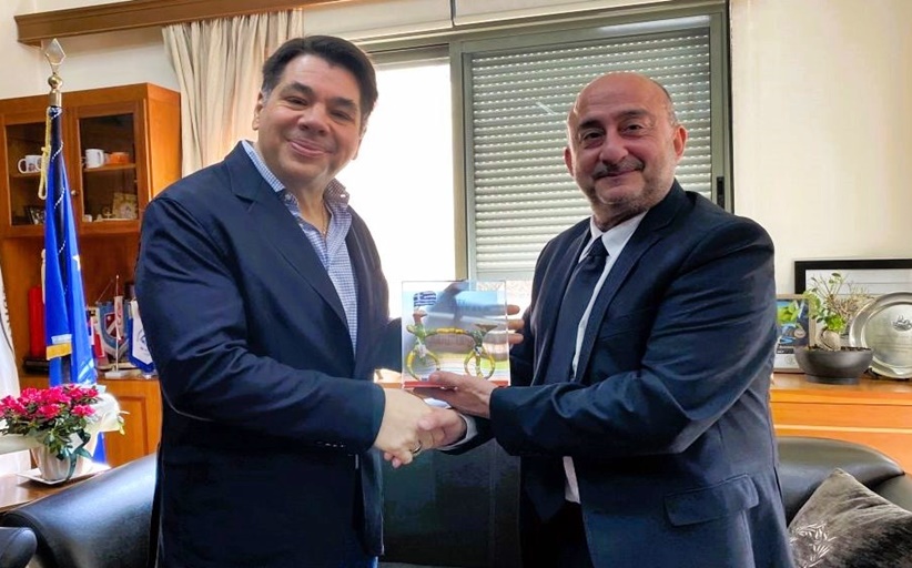 Εγκάρδιο κλίμα και συνεργασία, κατά την επίσκεψη του Αμερικανού πρέσβη στον Δήμαρχο Τρικκαίων