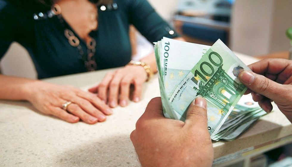Τα μυστήρια με τις πτήσεις του πρωθυπουργικού αεροσκάφους και τα… αστακουδάκια της Ελευσίνας
