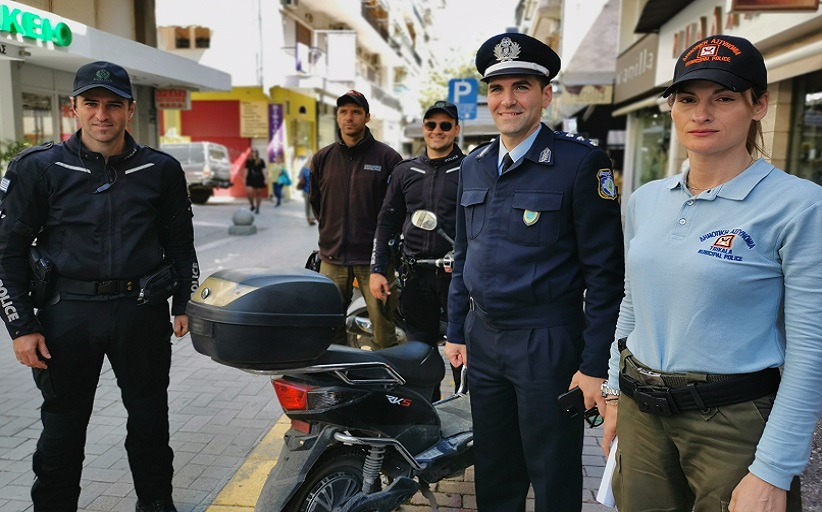 Ενημέρωση και έλεγχος σε δικυκλιστές από Τροχαία Τρικάλων & Δημοτική Αστυνομία Τρικκαίων