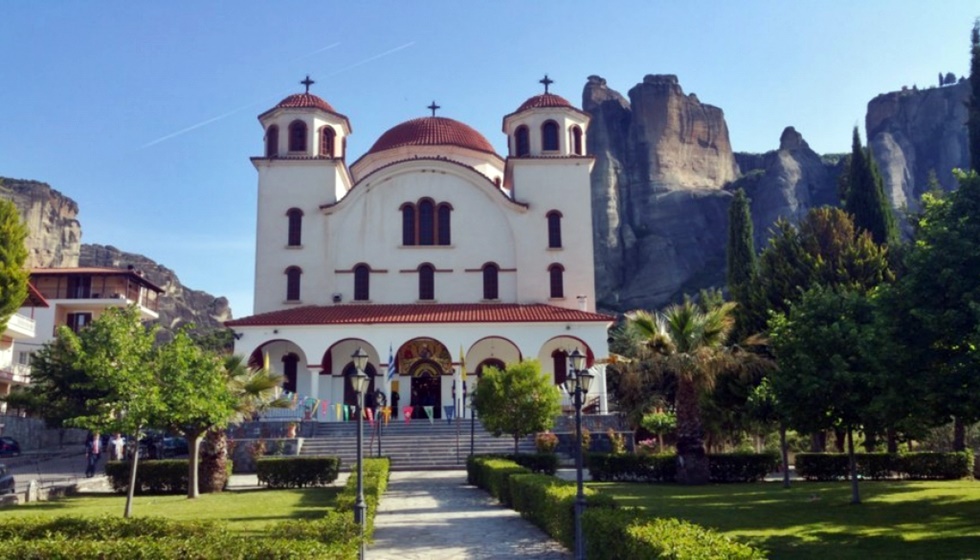 Πανηγυρίζει το παρεκκλήσιο των Αγ. Αναργύρων στο χώρο του Πνευματικού Κέντρου των Οσίων Μετεωριτών Πατέρων