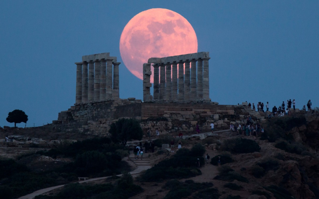 Το «Φεγγάρι της Φράουλας» θα φωτίσει τον ουρανό