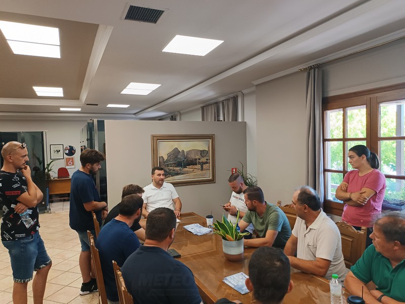 Συνάντηση Δημάρχου Μετεώρων με κτηνοτρόφους του Δήμου – Οι  αποφάσεις που ελήφθησαν