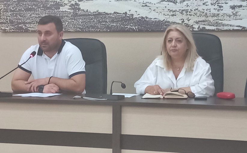 Συνάντηση για ενεργειακή αναβάθμιση οδοφωτισμού, υδρομετρητές και πορεία έργων αποκατάστασης των καταστροφών από την κακοκαιρία 
