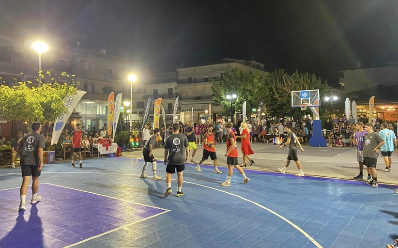 Συνεχίζεται για 2η ημέρα από τις 6:00 το απόγευμα, η μεγάλη μπασκετική φιέστα του LOUX GNC 3on3 Καλαμπάκα 2024