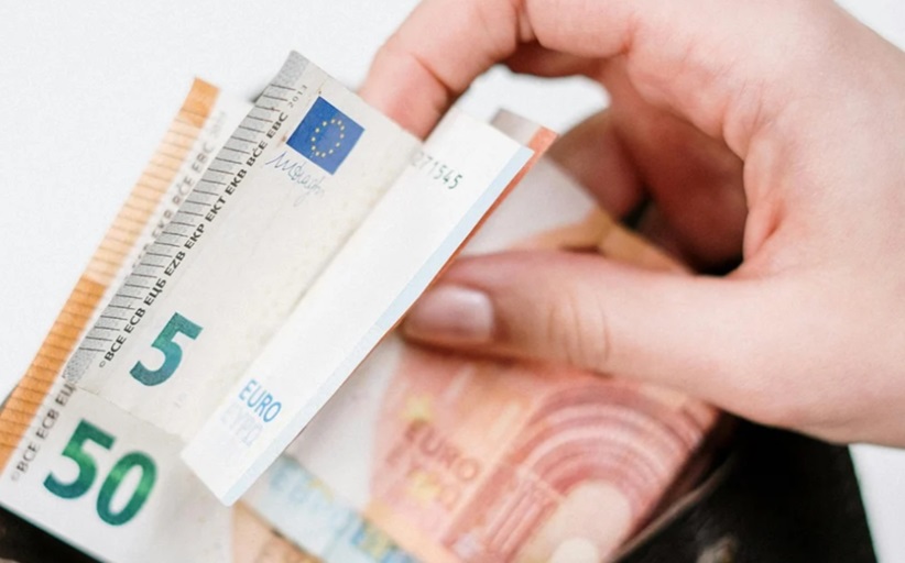 Η Θεία Λειτουργία θα σώσει τον κόσμο...