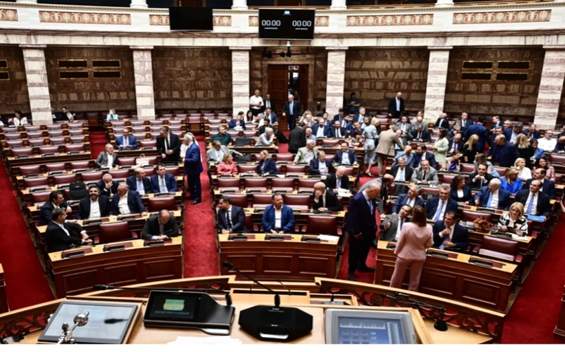 «Αντάρτικο» από 11 βουλευτές της ΝΔ: Αιχμηρή ερώτηση για τράπεζες και κόκκινα δάνεια