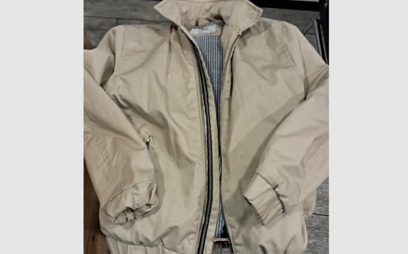 Βρέθηκε μπουφάν έξω από το κατάστημα jonisport Meteora fashion...