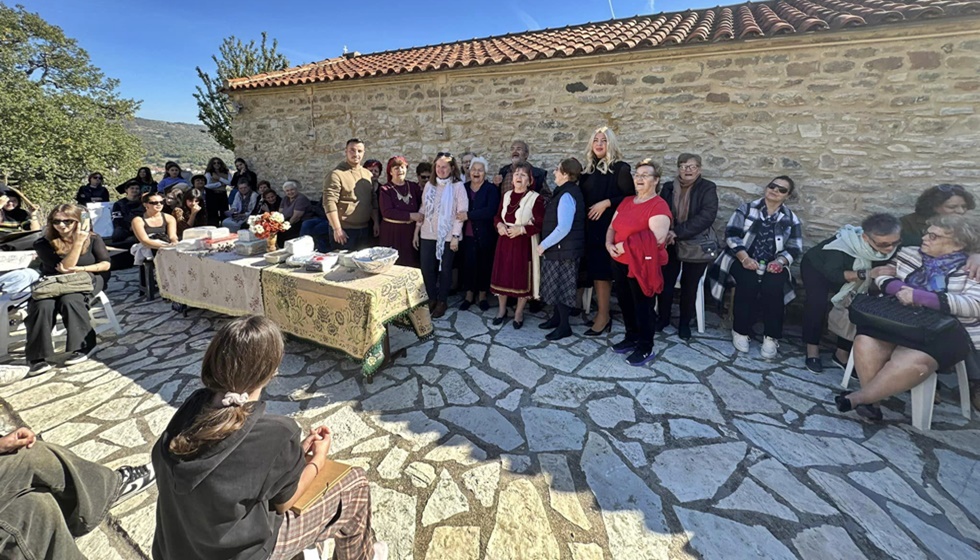 Πρωτη ξενάγηση της Αρχαιολογικής Υπηρεσίας Τρικάλων στον Βυζαντινό ναό της Παναγίας στην Ασπροκκλησιά...