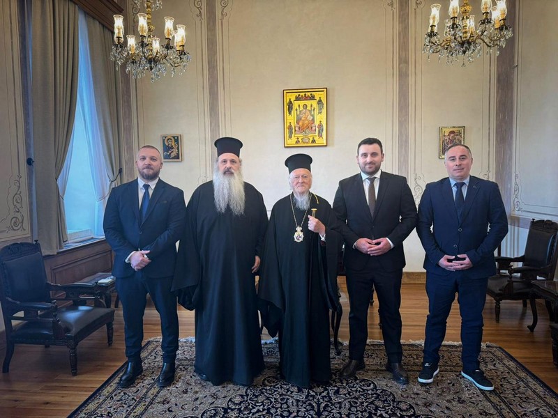 Συνάντηση του Μητροπολίτη κ.κ. Θεόκλητου και του Δημάρχου, Λευτέρη Αβραμόπουλου, στον Οικουμενικό Πατριάρχη...