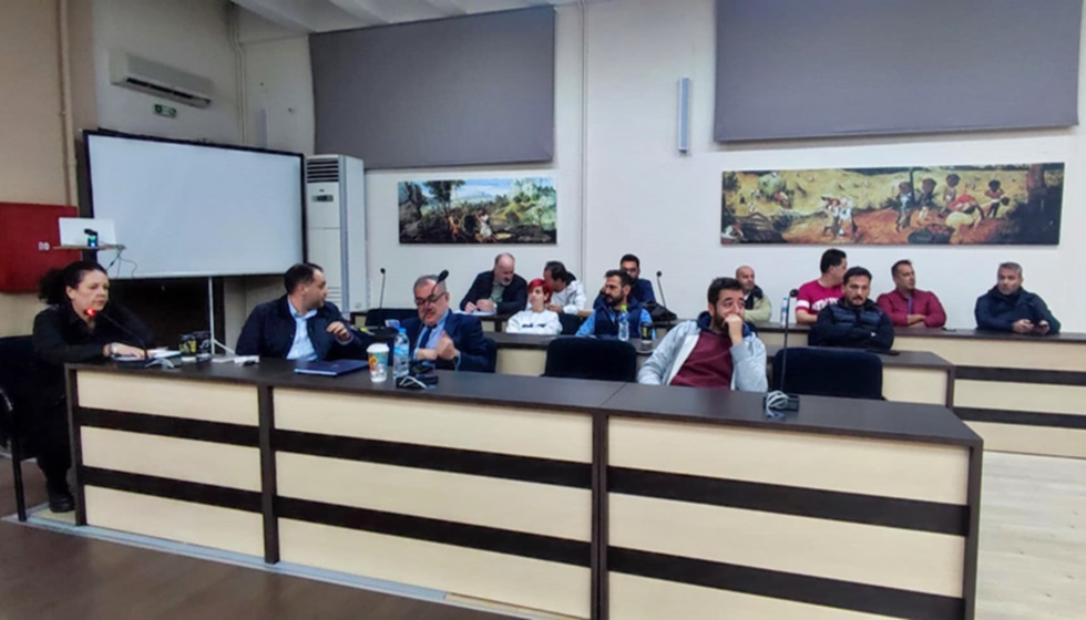 Συζήτηση της Δημοτικής Αρχής με τους επιχειρηματίες της πόλης, για τους κοινόχρηστους χώρους...(video)