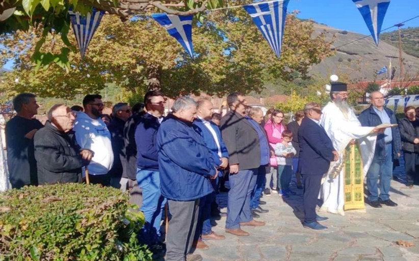 Τιμή και δόξα στους πεσόντες με κατάθεση στεφάνων στον ΄Αγιο Δημήτριο Καλαμπάκας...