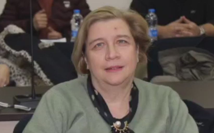  Λίλα Μπαντέκα Νάνη: 