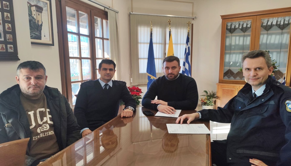 Σύσκεψη για την καλύτερη αστυνόμευση ενόψει της εορταστικής περιόδου των Χριστουγέννων στον Δήμο Μετεώρων