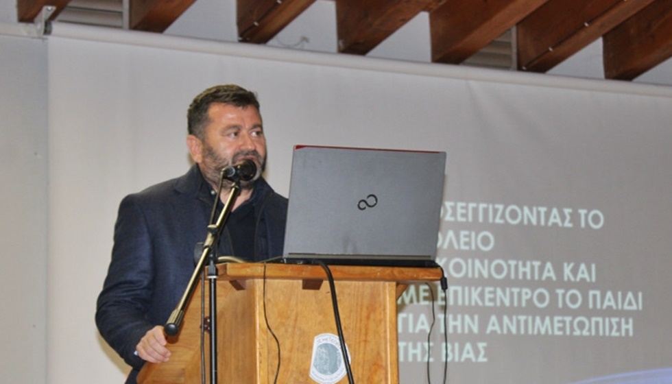 Η ομιλία του Καθηγητή του Πανεπιστημίου Ιωαννίνων κ. Θεόδωρου Θάνου στη Σχολή Γονέων της Καλαμπάκας (Εικόνες)