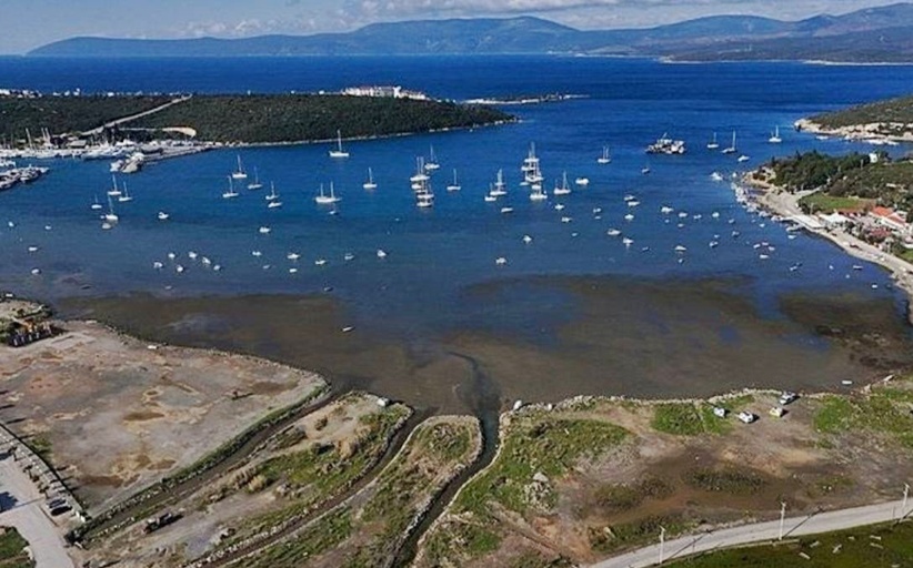 Υποχώρησε η θάλασσα σε Σμύρνη και Κωνσταντινούπολη...Καθησυχάζουν οι επιστήμονες