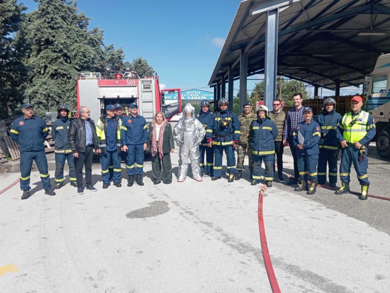 Άσκηση της Πυροσβεστικής σε επιχείρηση...
