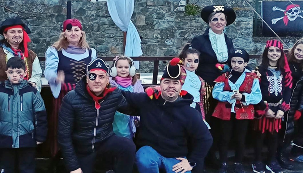 Σε ρυθμούς αποκριάς η Καστανιά με εκδηλώσεις στην Πειρατική πλατεία...
