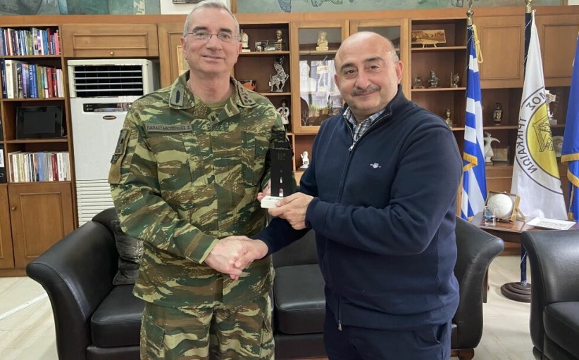 Συνάντηση του Δημάρχου Τρικκαίων με τον Διοικητή της 1ης Στρατιάς...