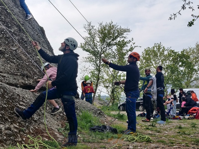 Απόλυτα επιτυχημένη η εκδήλωση «Γνωριμία με την Αναρρίχηση» της  Ορειβατικής Λέσχης Καλαμπάκας στη Σαρακίνα
