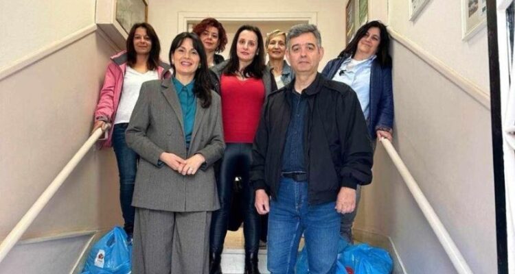 Ο ΣΥΡΙΖΑ Τρικάλων παρέδωσε τρόφιμα και είδη πρώτης ανάγκης στο Κοινωνικό Εστιατόριο του Δήμου Τρικκαίων