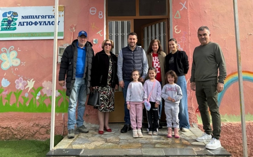 Στο ανακαινισμένο Νηπιαγωγείο του Αγιοφύλλου ο Αβραμόπουλος