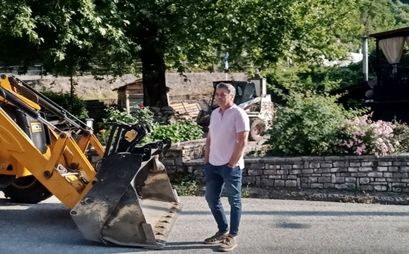 ...το γιαπί το πηλοφόρι το μυστρί !!
