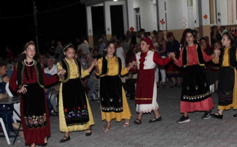 Βούλιαξε από κόσμο ο χορός του Άγιαξ Ασπροκκλησιάς!»