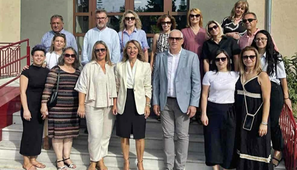 Πρώτη μέρα στο σχολείο με Αγιασμός στο Δημοτικό Σχολείο Βασιλικής...