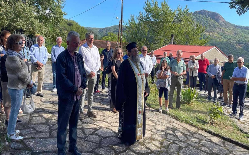 Η Καστανιά τιμά και καμαρώνει για το τέκνο της που δόξασε τον τόπο του και την Πατρίδα. 