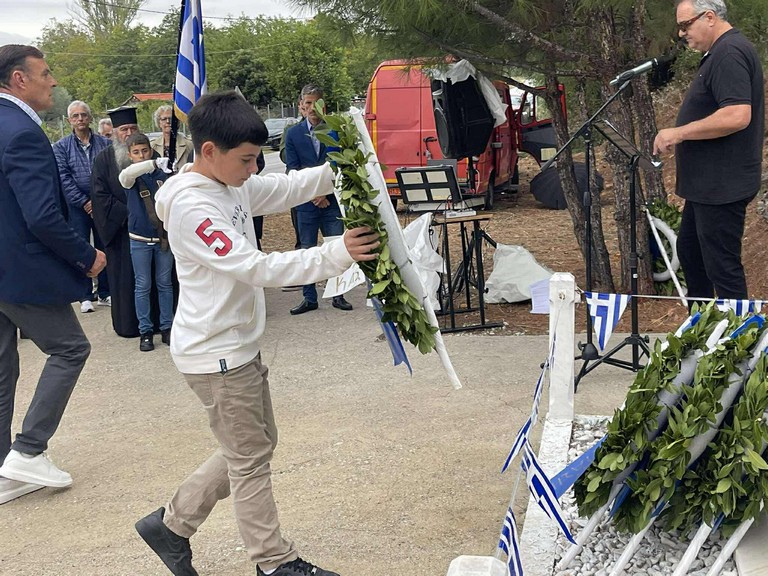 Ημέρα τιμής και μνήμης για το Καστράκι - Δεν ξεχνιούνται οι βαρβαρότητες των ναζιστών και φασιστών...