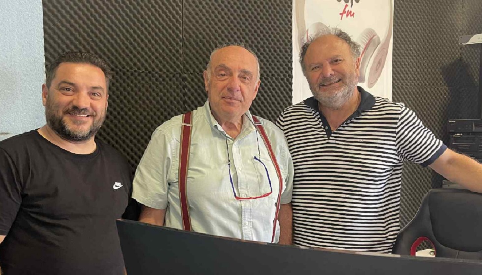 Αποκλειστική συνέντευξη του πρώην Διευθυντή 1ου Γυμνασίου Καλαμπάκας, κ. Βασιλείου Παππά, στον Meteorafm 90,3...