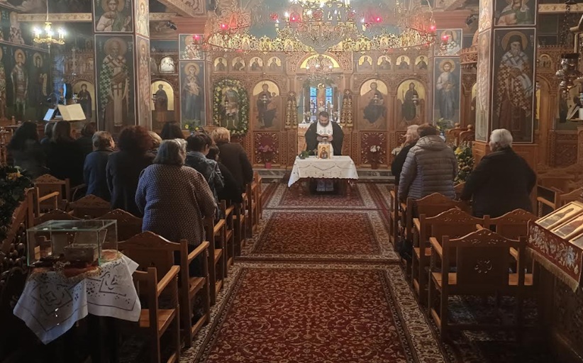 Αγιασμός και έναρξη Συνάξεων γυναικών και ανδρών...
