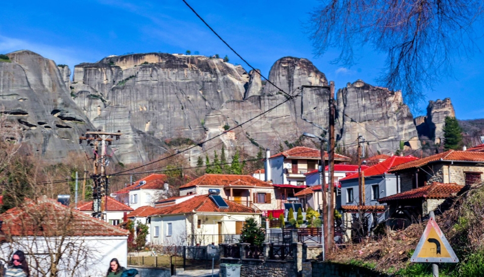 Καστράκι: Το γραφικό χωριό στη σκιά των Μετεώρων που αποτελεί ιδανικό προορισμό για τις πρώτες φθινοπωρινές αποδράσεις