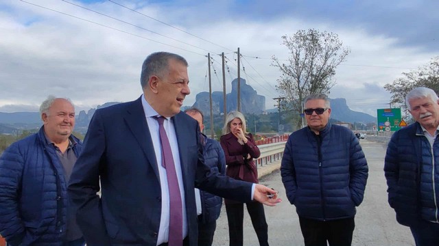 Αποκλειστική συνέντευξη του Υφυπουργού Υποδομών Νίκου Ταχιάου στον Μετέωρα 90,3 FM...