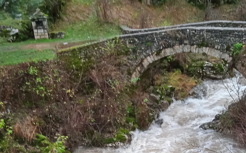 Κραυγή αγωνίας και από το Χαλίκι Ασπροποτάμου!  Ακραία φαινόμενα και καταστροφές...