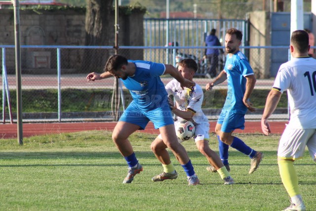 Νίκη για τα Μετέωρα επί των Αμπελακίων /Φλαμουλίου με 3-0 - Νίκη για το Καστράκι στο Πρίνος